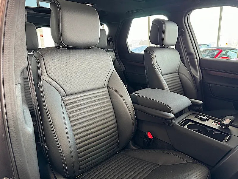 Land Rover Discovery D300 AWD R-Dynamic SE Thumbnail 12