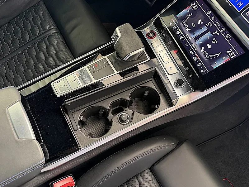 Audi RS6 Performance V-max 305 km/h – Ansicht 4