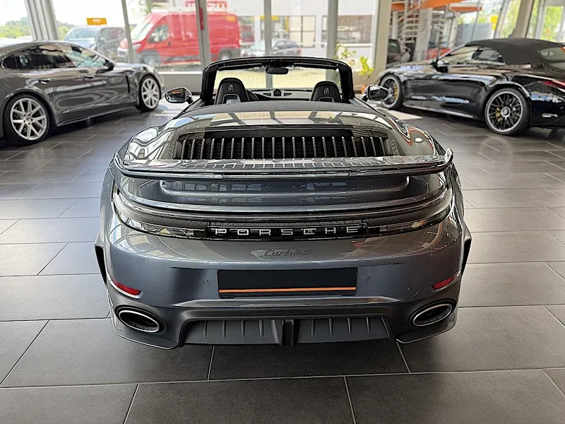 Porsche 992 .2 Turbo S Cabrio SportDesign Thumbnail 4