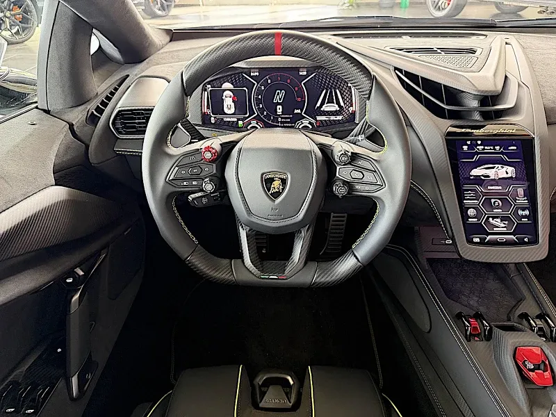 Lamborghini Revuelto MY26 Full Carbon Package Thumbnail 9