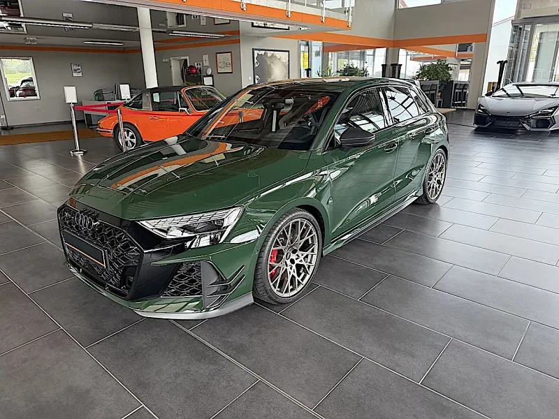 Audi RS3 Sportback competition limited 1 of 585 – Bild 1 von 12