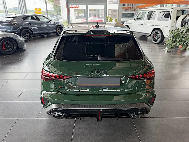 Audi RS3 Sportback competition limited 1 of 585 Thumbnail 4