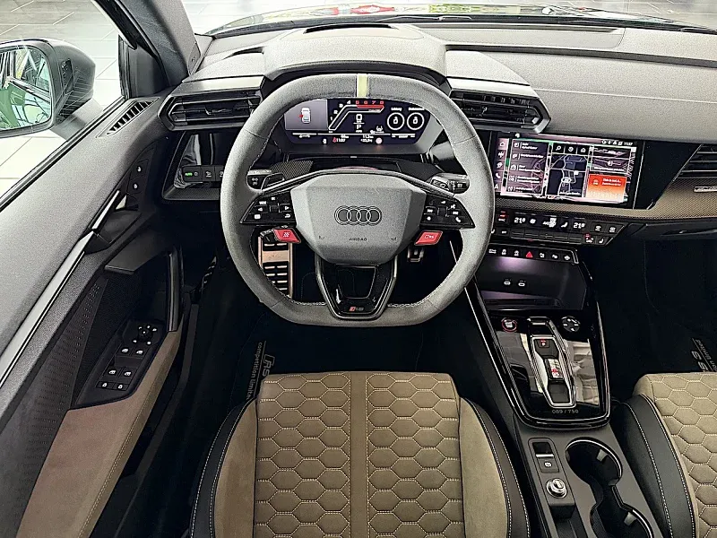 Audi RS3 Sportback competition limited 1 of 585 Thumbnail 9