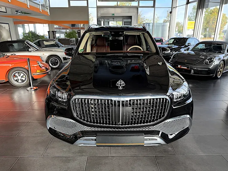 Mercedes-Benz GLS 600 Maybach First Class Fond Thumbnail 7