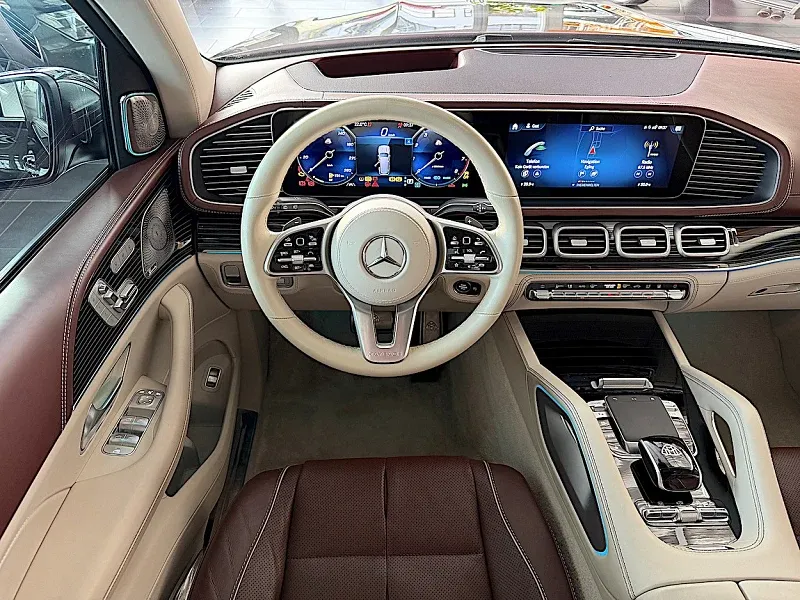 Mercedes-Benz GLS 600 Maybach First Class Fond Thumbnail 9