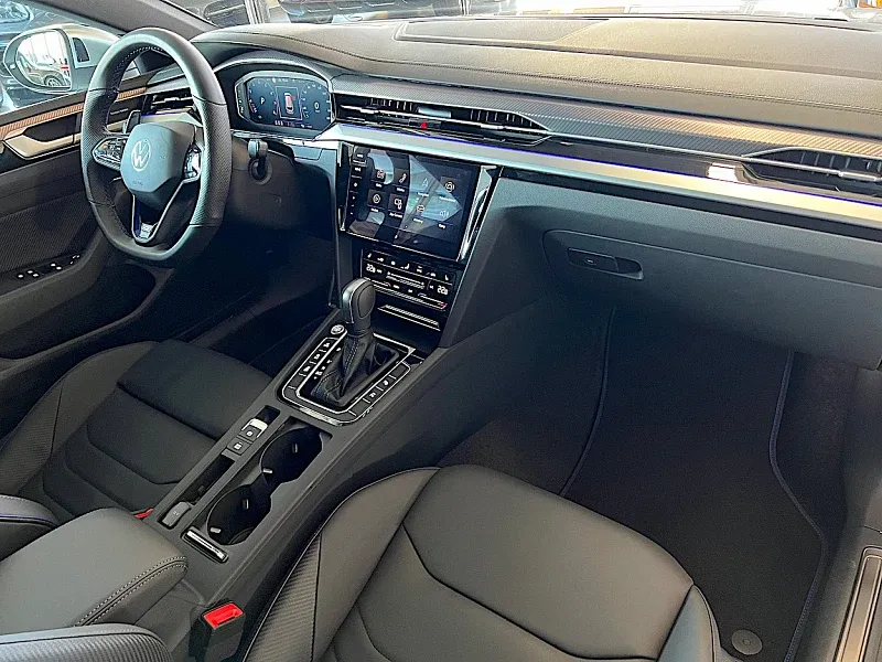Volkswagen Arteon R Shooting Brake 2.0 TSI 4Motion Thumbnail 11