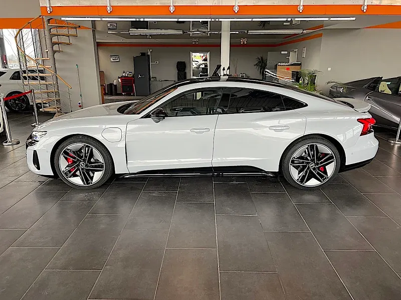 Audi e-tron RS GT – Ansicht 2