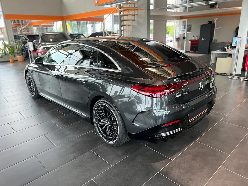 Mercedes-Benz EQE AMG 43 4Matic Thumbnail 3