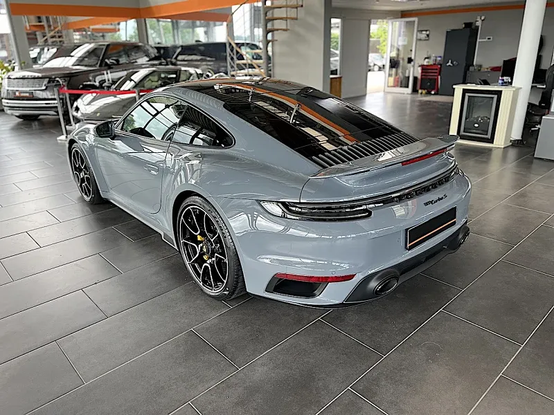 Porsche 992 Turbo S Coupé  Thumbnail 3