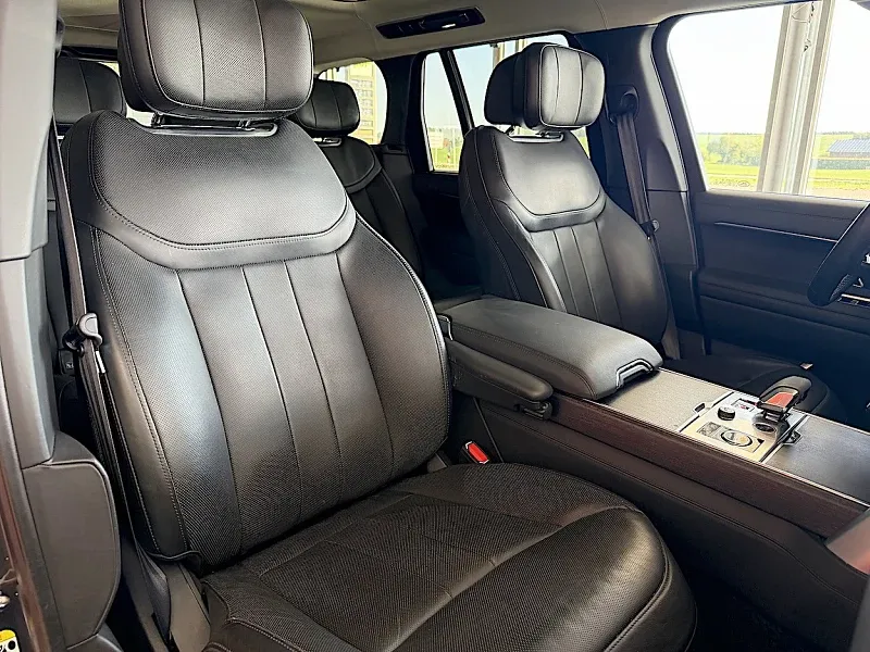 Land Rover Range Rover D350 Autobiography  Thumbnail 12