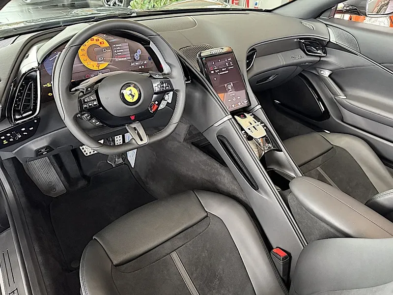 Ferrari Roma Spider Exterieur Carbon Thumbnail 8
