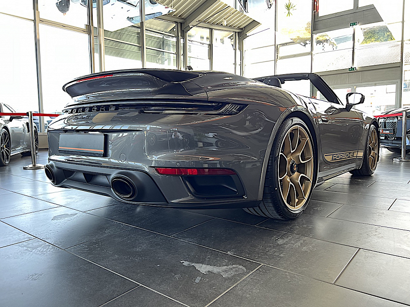 Porsche 992 Ansicht 6