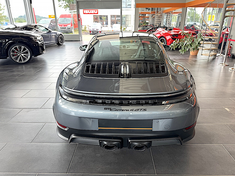Porsche 992 Ansicht 5