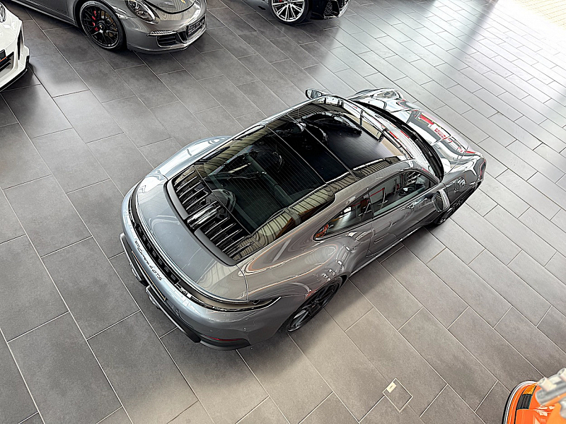 Porsche 992 Ansicht 7