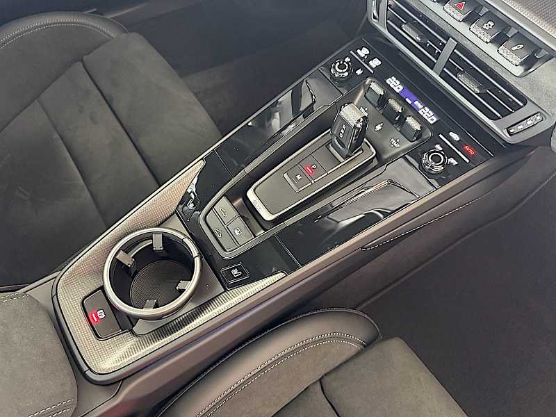 Porsche 992 Ansicht 11