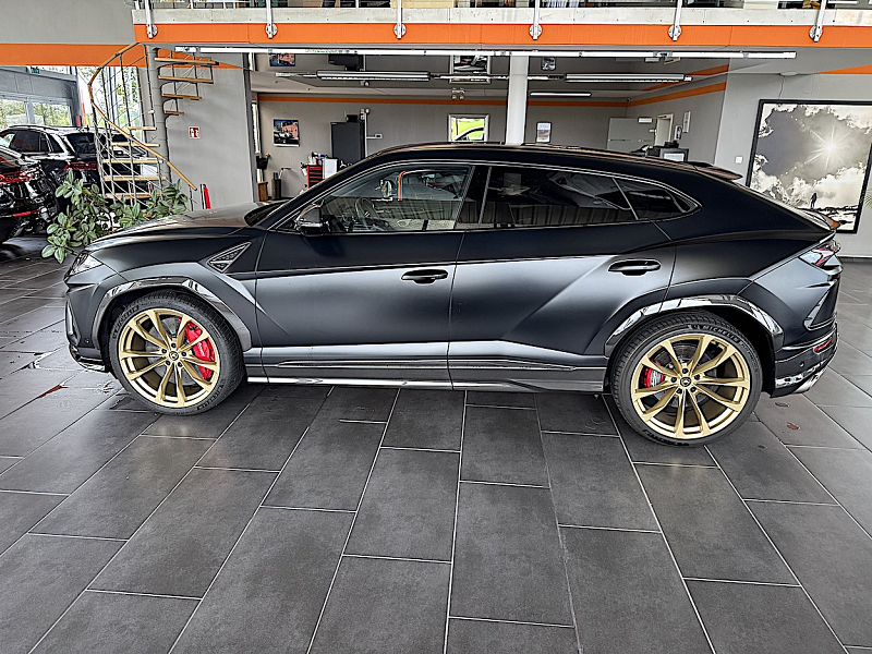 Lamborghini Urus Ansicht 3